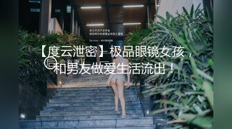 极品少妇酒店约艹美艳少妇，超会吃鸡如尝美食，抱着一边艹逼一边舌吻简直是最爽的做爱招式