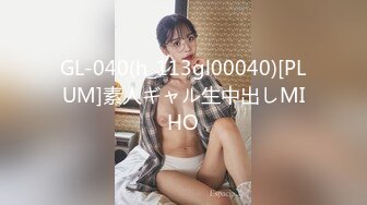 [MP4/ 486M] 大奶熟女阿姨 跟老公打着电话被强上了 被小哥哥操的很舒坦